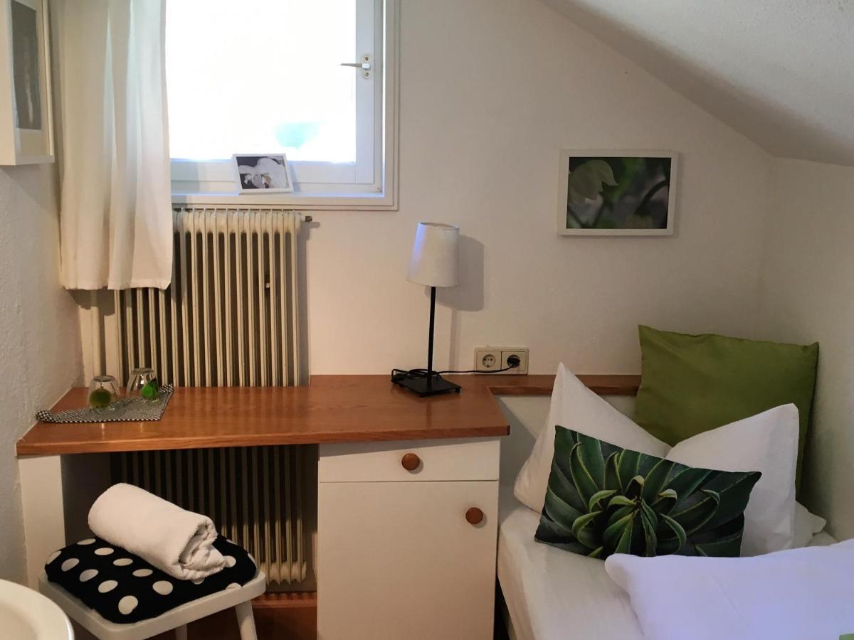 ホテル Haus Tirolerland オエッツ 部屋 写真